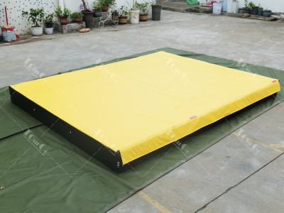 19Flooring Mats