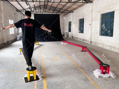 Obstacle Course Racing UIPM Obstacle 7. Balance beam