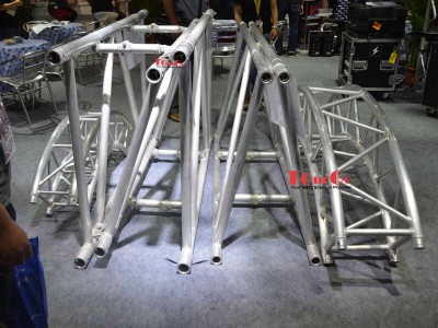 20  Triangle Truss