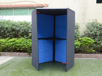 vocal booth 