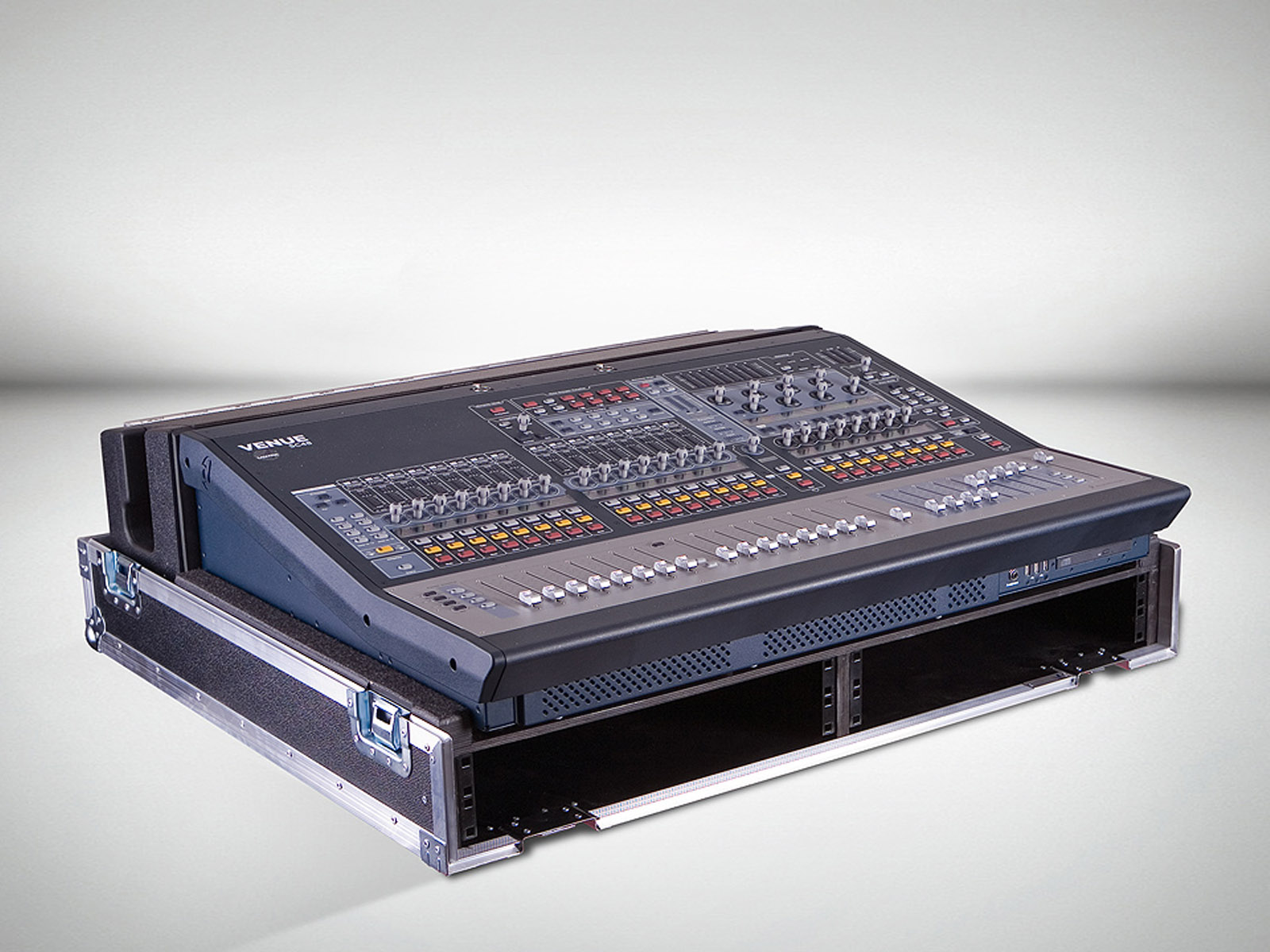 2Mixing console cases
