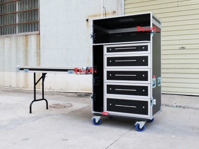21workstation flight case