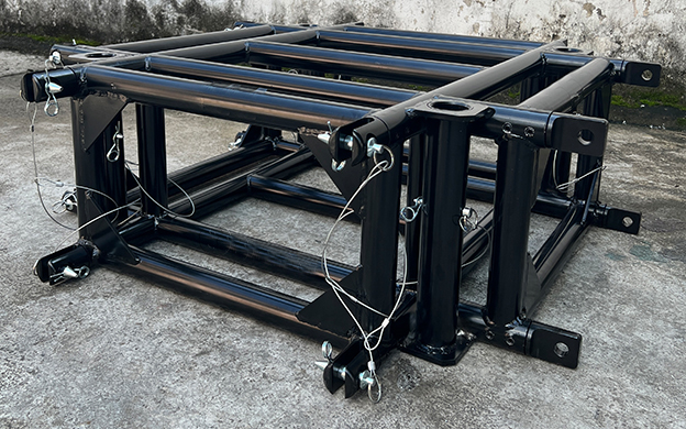 4 way corner for pre fit truss