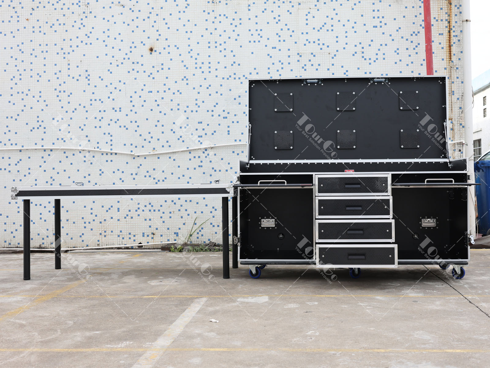 Flight cases for video production 