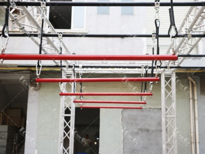 TRAPEZE BARS