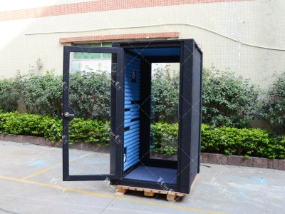 2 Office Pods