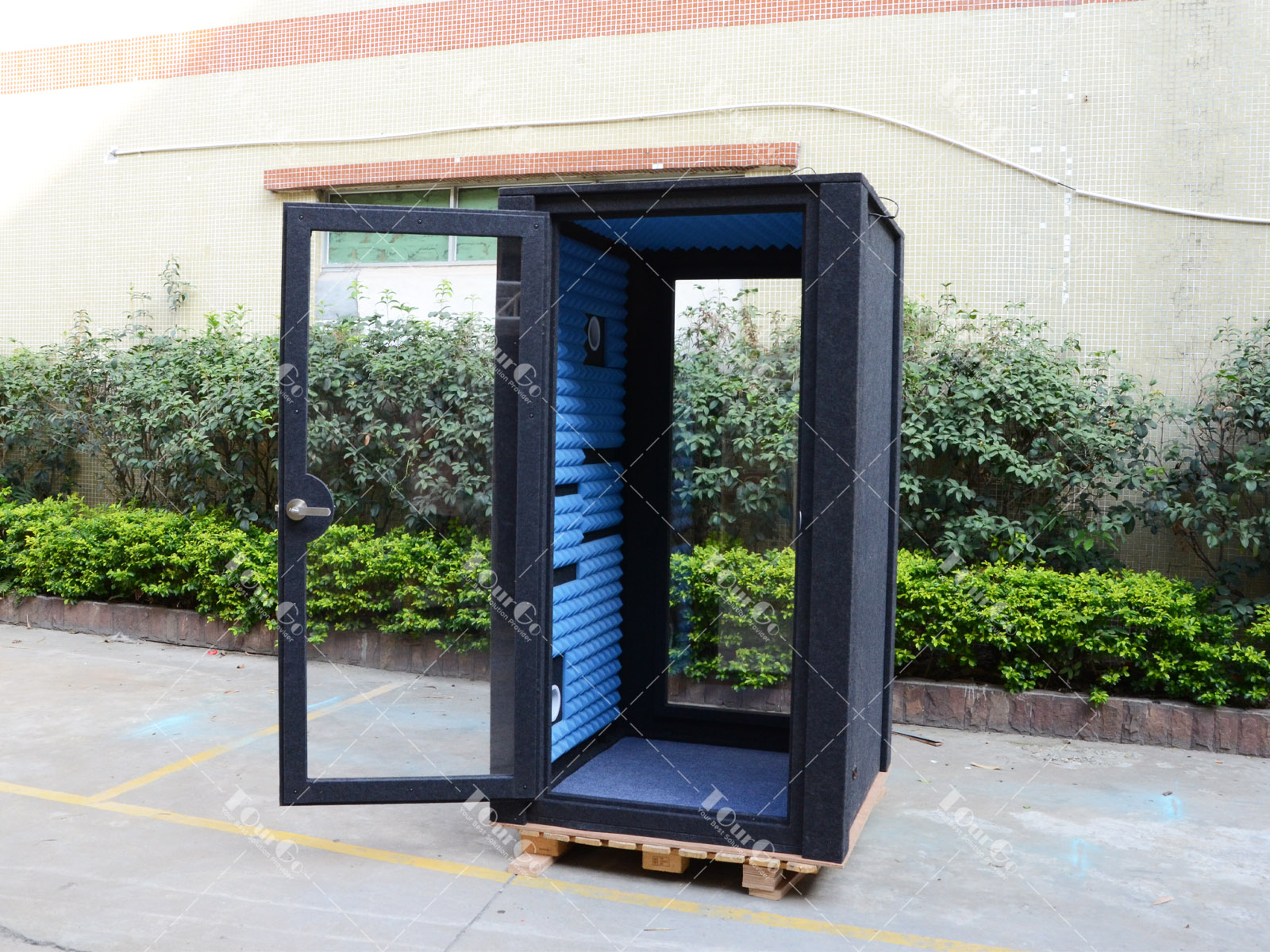 2 Office Pods