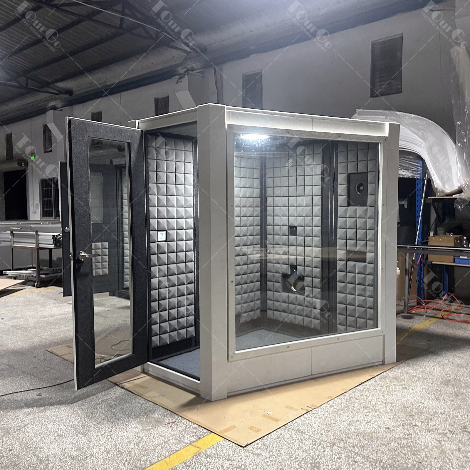 2 soundproof room