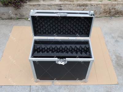 2 Universal flight case