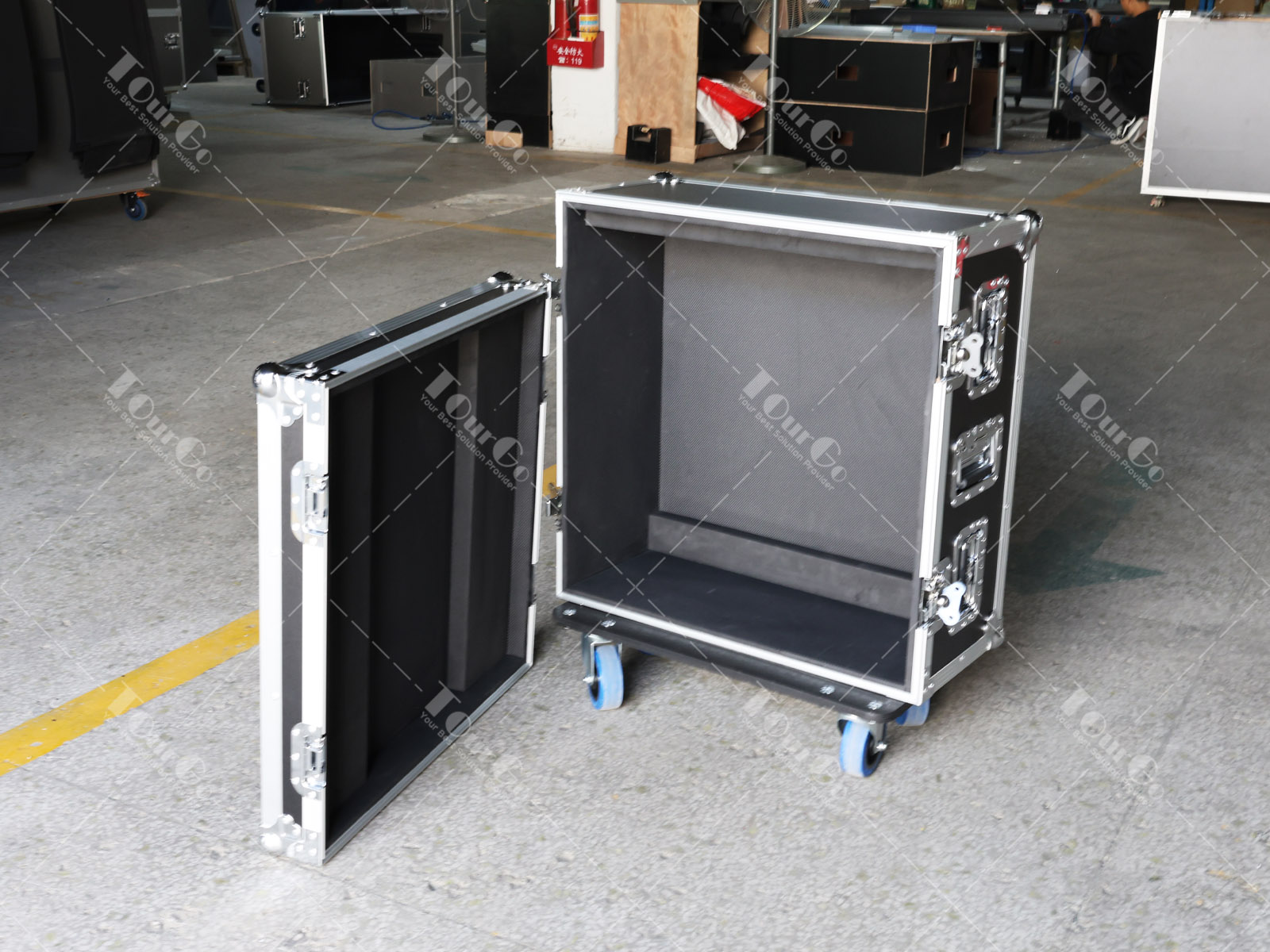 2 Mixing flight case