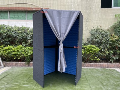 vocal booth 