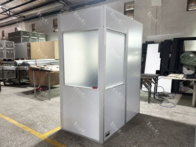 2 Translation Booth
