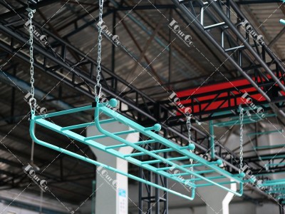 2 Hanging Metal Ladder