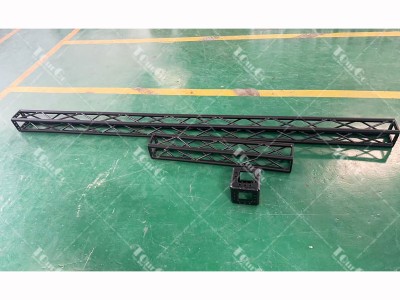 2 square truss six-sided joint