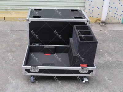 2 Flight case for dB Technologies ES 1203
