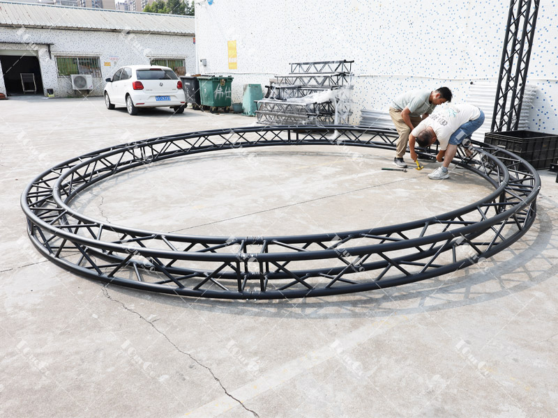 Circular Lighting Truss