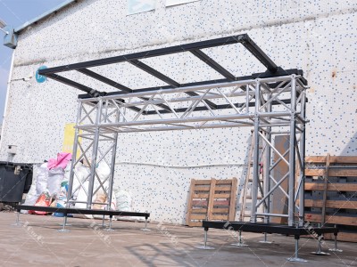 speaker truss2