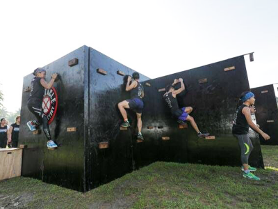 Spartan Race Obstacles TRAVERSE WALL Z Wall
