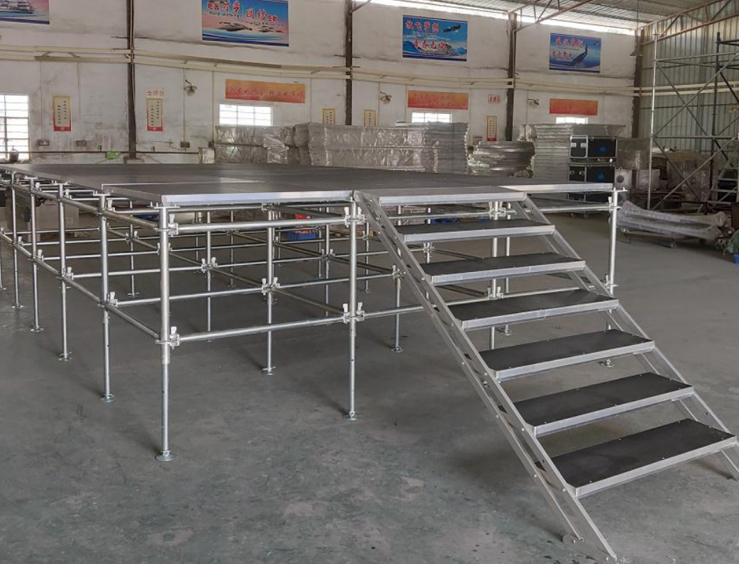 2Portable Stage Deck