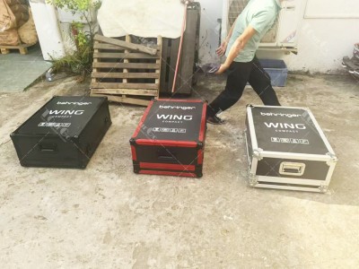 23 Behringer Wing Compact