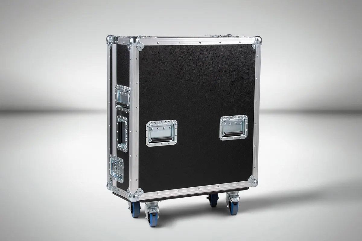 2Allen & Heath SQ-6 mixing console flight case