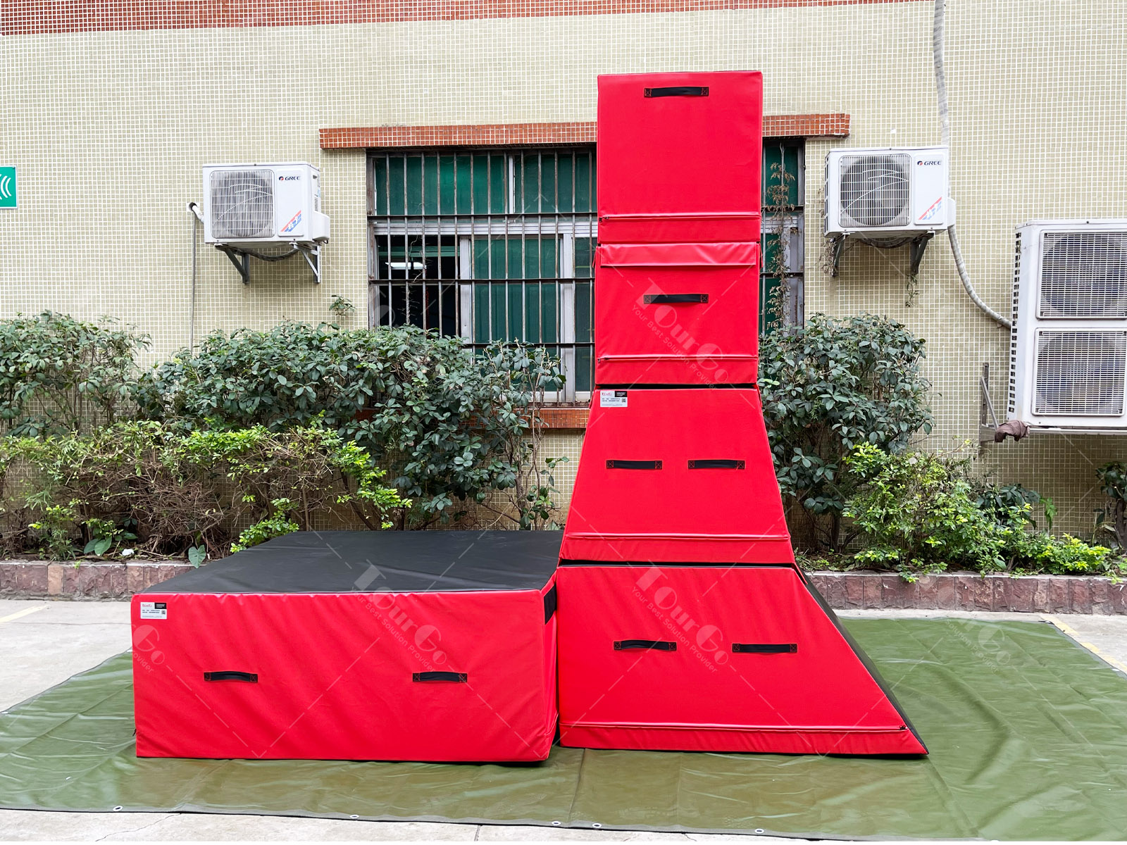 2NINJA WARRIOR-LANDING MAT
