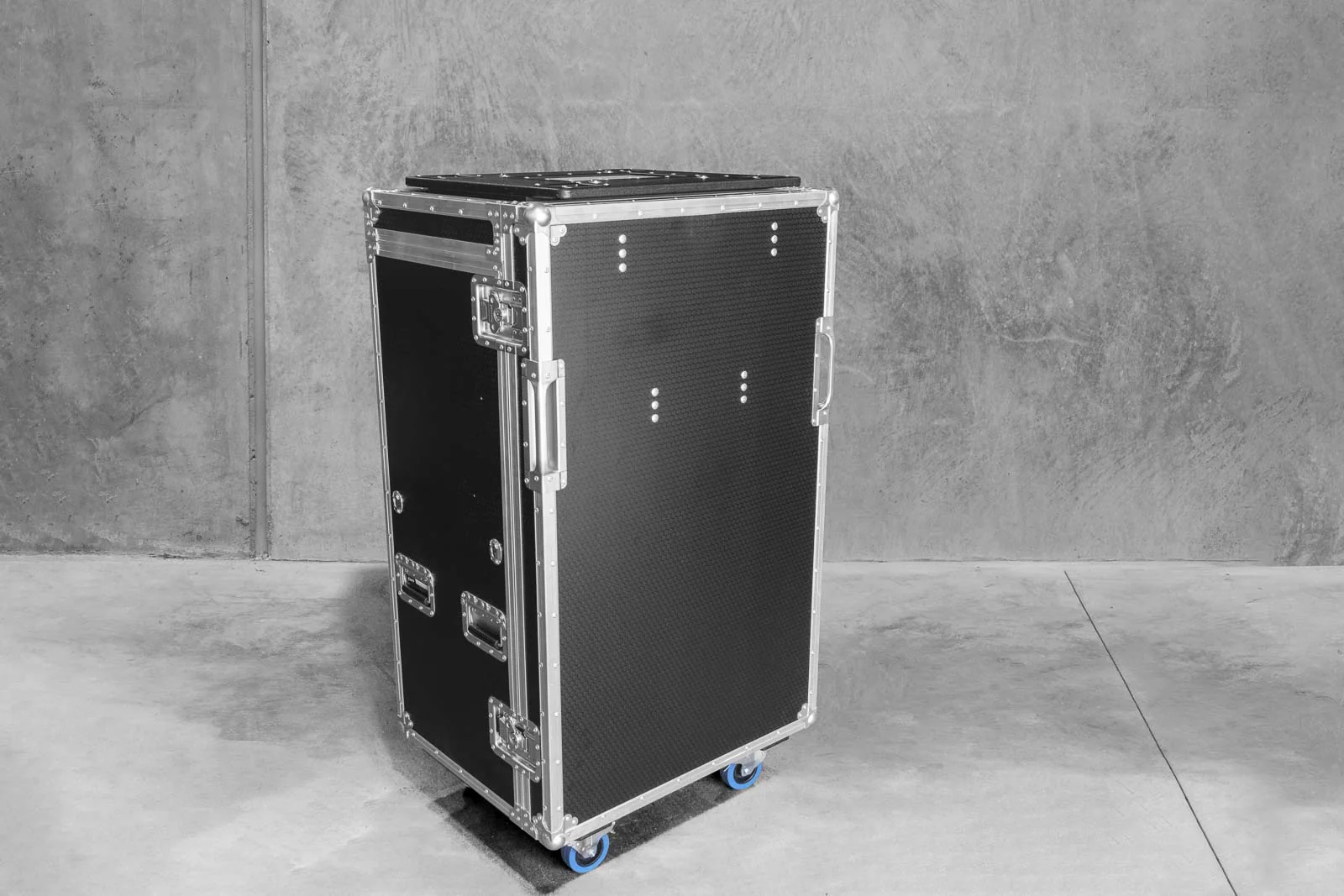 SPECIALITY ROAD CASES