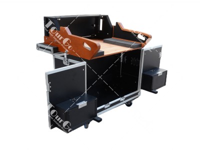 Flip Ready Easy Retracting Hydraulic Lift Case for Allen and Heath DLive C3500 Console with Doghouse