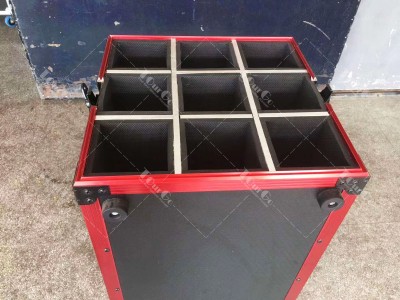 25Microphone support flight case 
