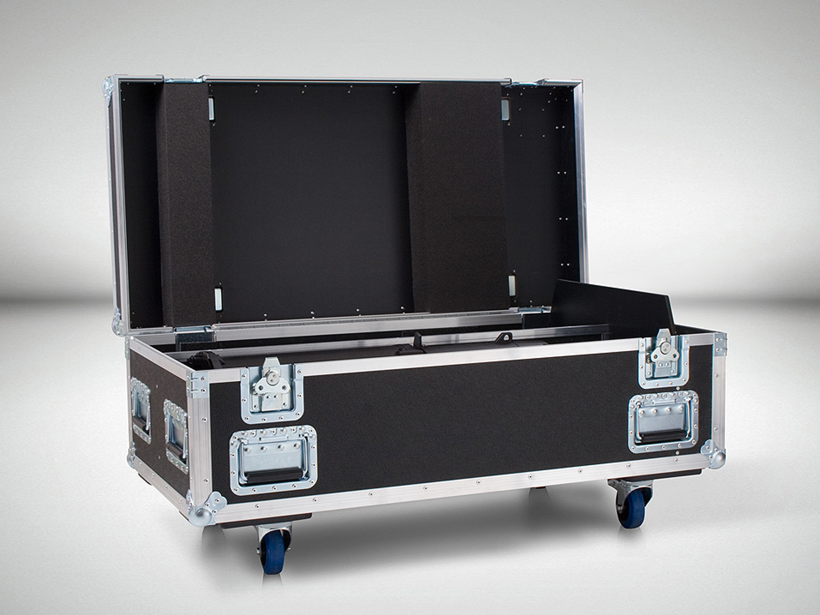 25ETC S4 LED Zoom 15-30 Flightcase