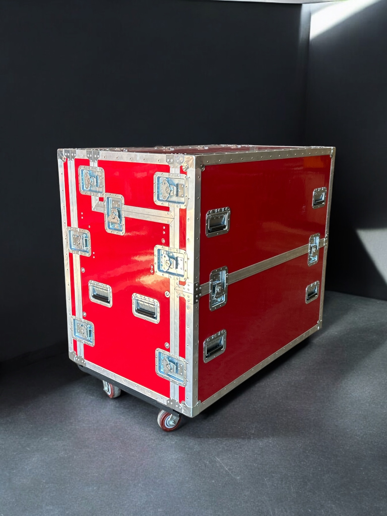 Broadcast case 