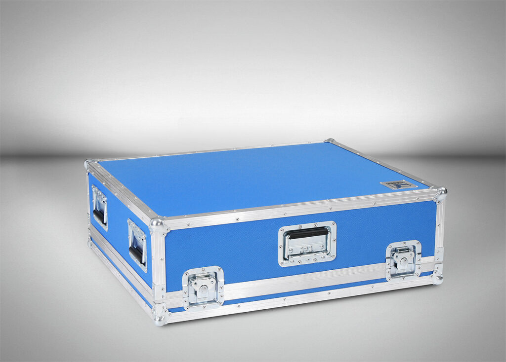 26MA 2 onPC command wing +monitor CASE