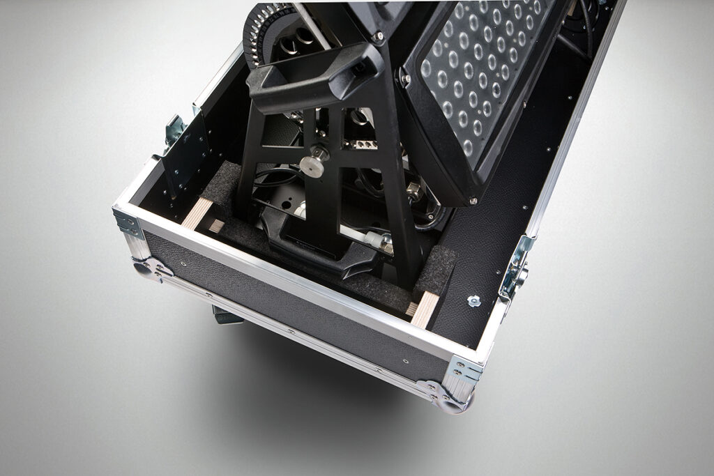 26Expolite TourLED City canopies Flightcase