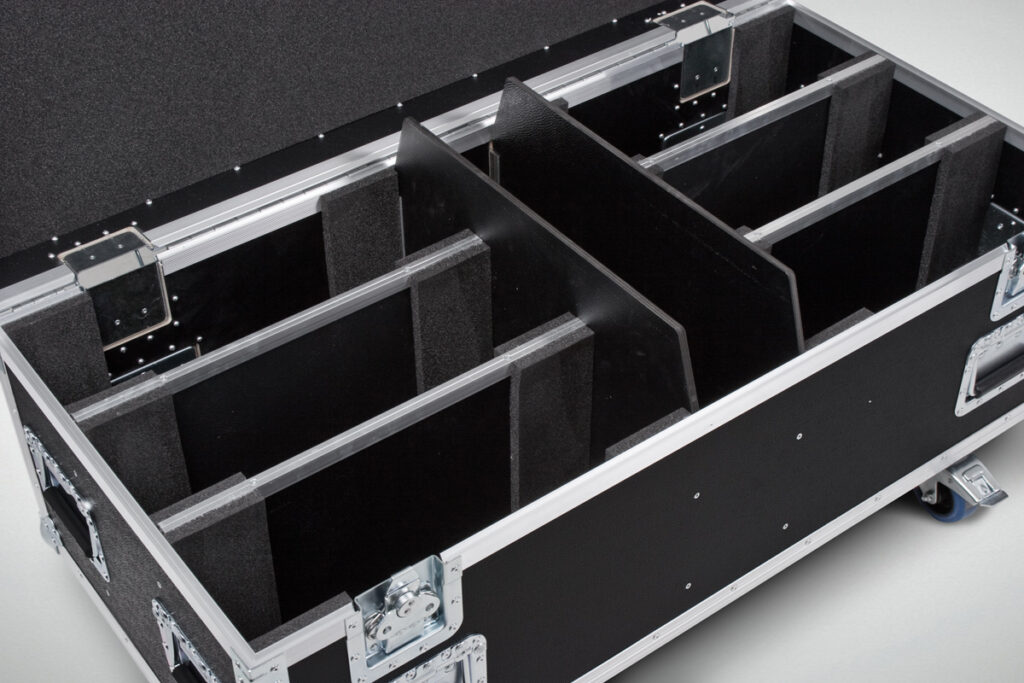 27Clay Paky Stormy Flightcase