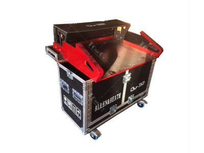 Flip flight case for Allen &Heath QU32  with doghause