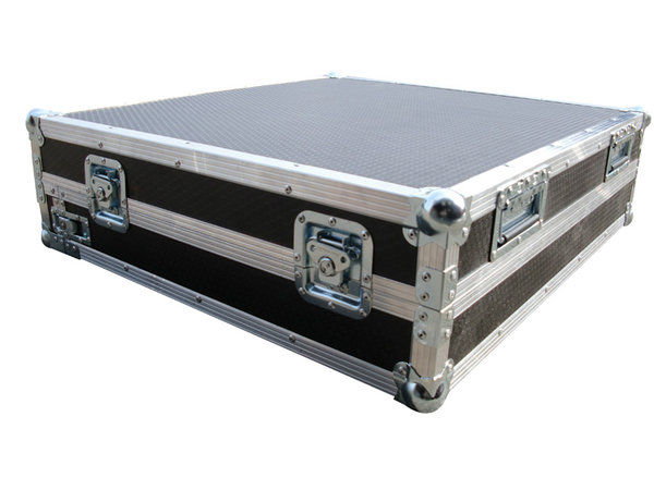 2Lighting Controller Flight Cases