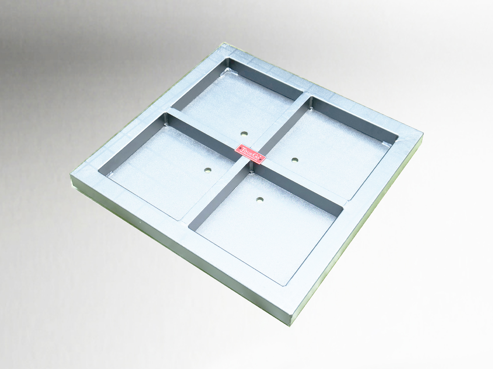 24” x 24” Tomcat Style  Raised base plate Aluminum-Silver