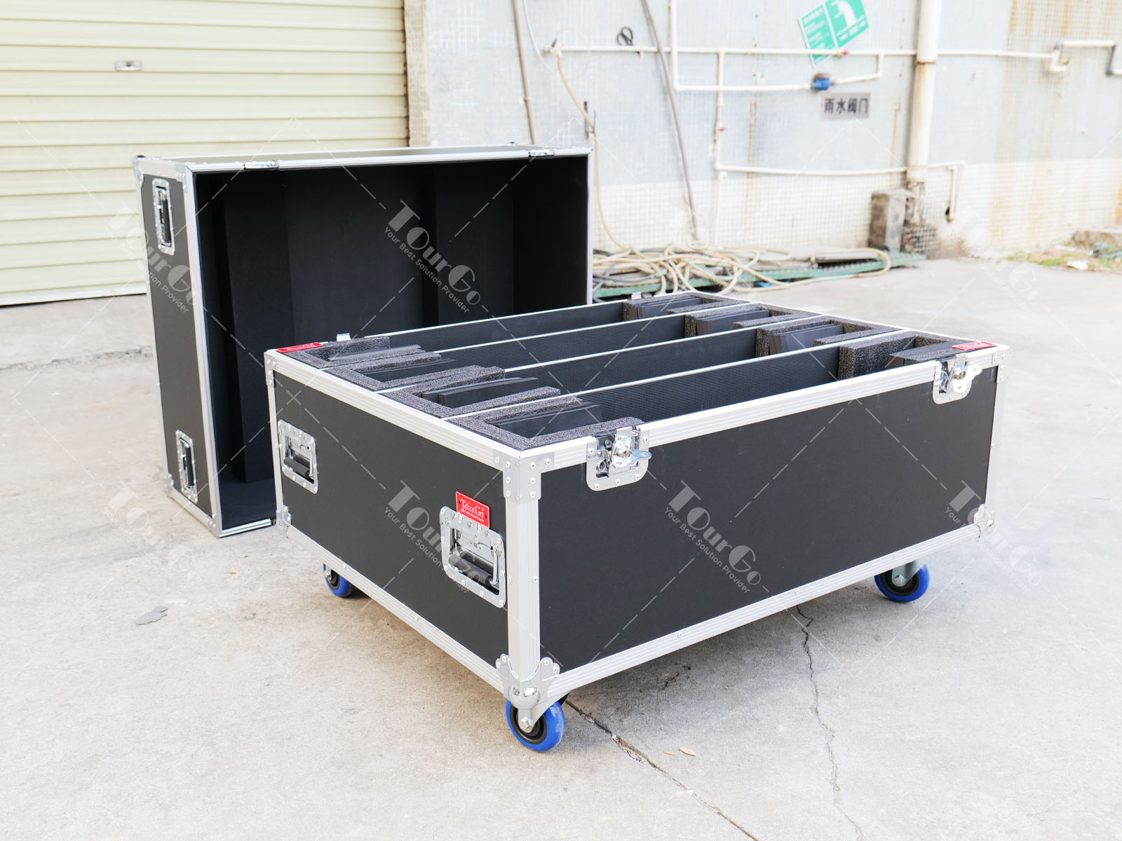 242" TV Flight Case