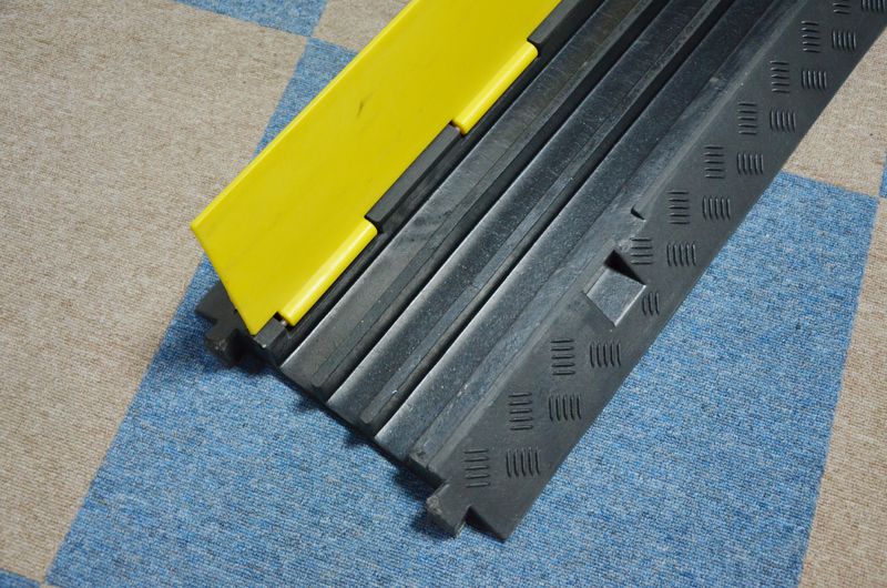 TourGo 3 channel Rubber Cable Ramp Protector