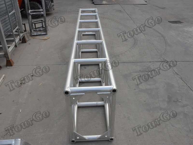 300x400mm-bolt-truss (4)