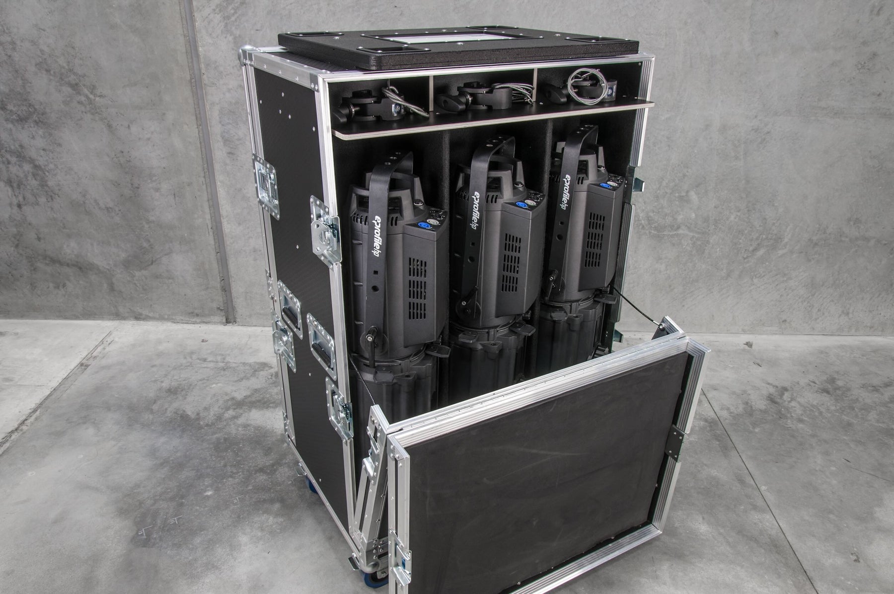  Lighting Profile and Ellipsoidal Cases / 24 X 30 LX PROFILE CASE