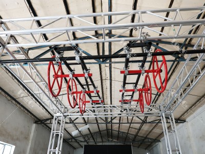 OCR 100m Obstacle– 4-Wheel Rig