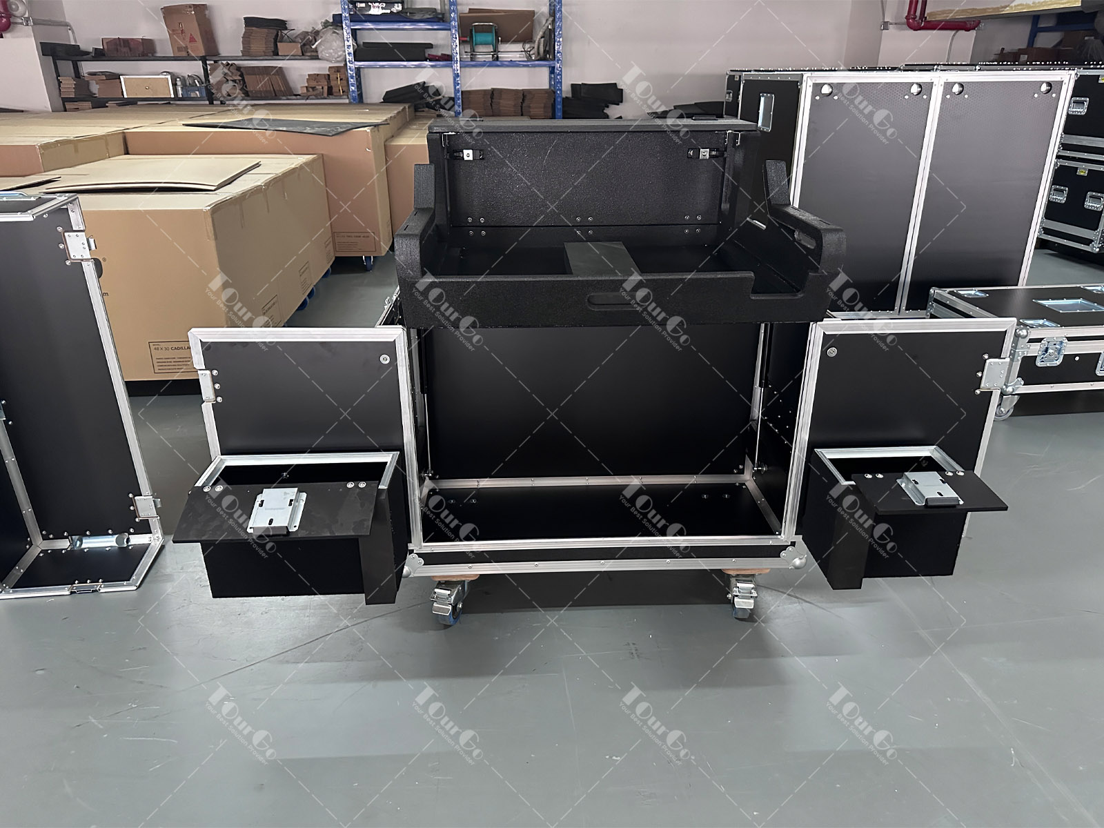 3Yamaha DM7 Console