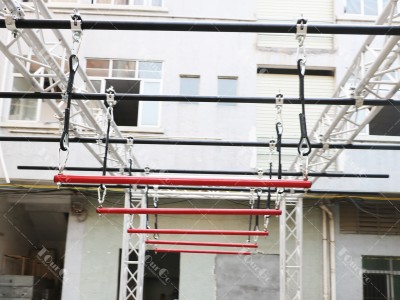 TRAPEZE BARS