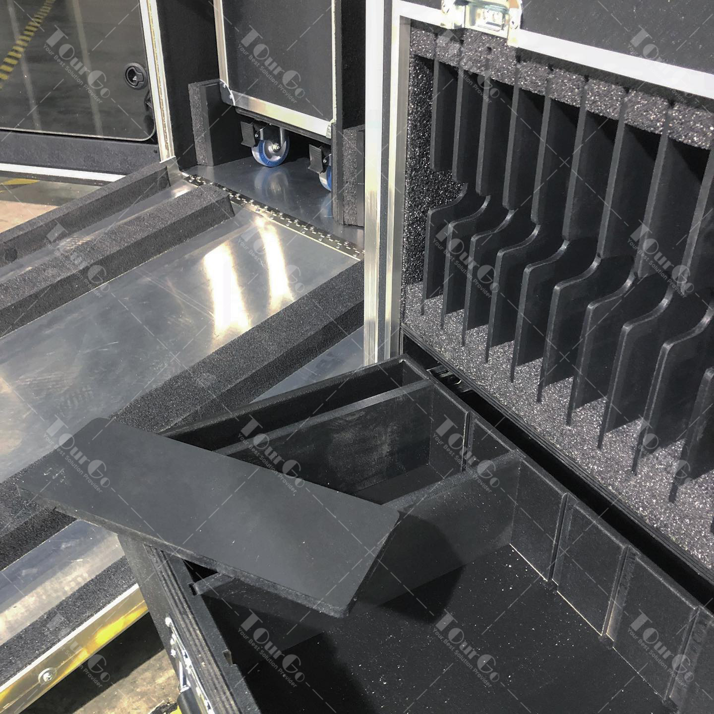 3 Laptop transport case