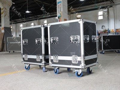 3 Speaker flight case 