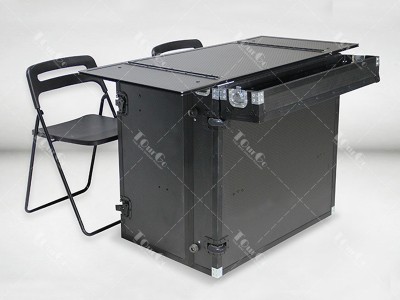 3 Mobile office desk