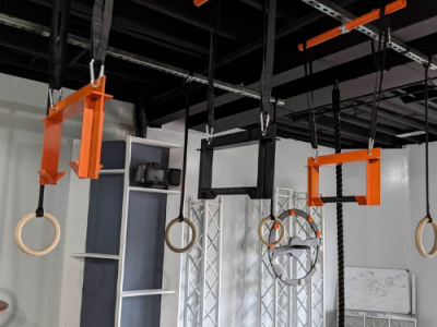 3Floating Monkey Bars