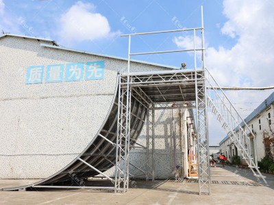 3 Warped Wall