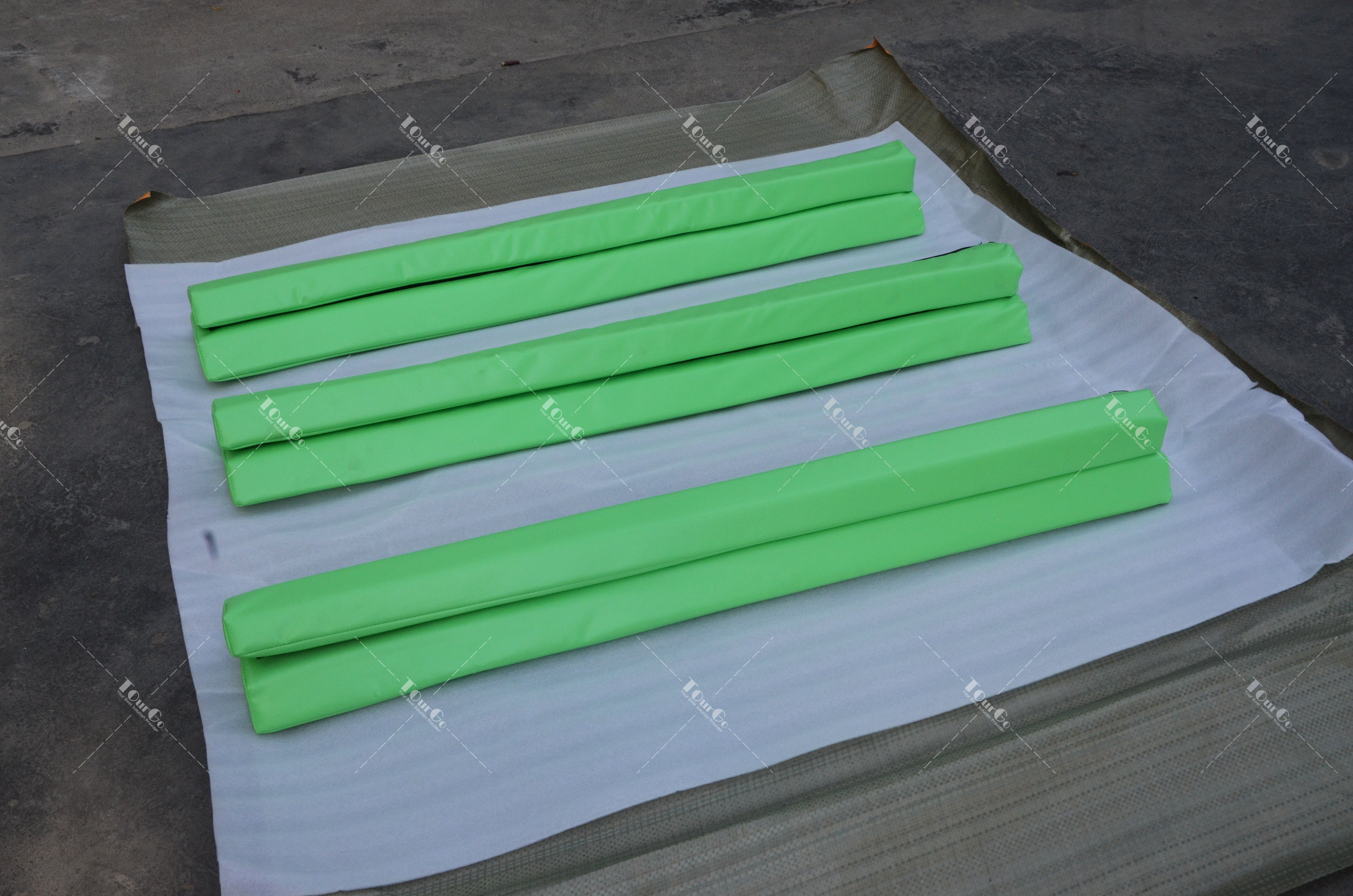 3SPEED BUMPS